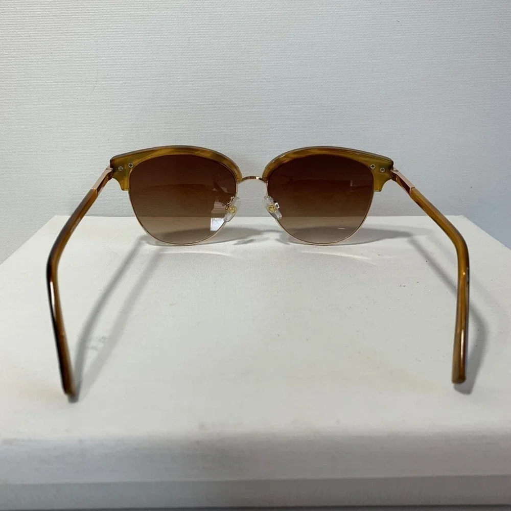 NWOT gold and tortoise sunglasses club master